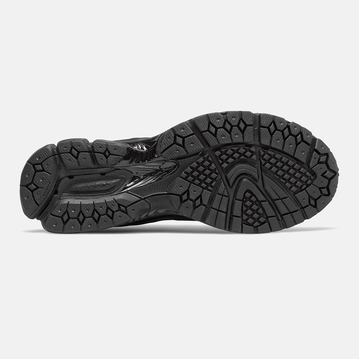 Black/Silver Metallic 2002R | New Balance Shoes