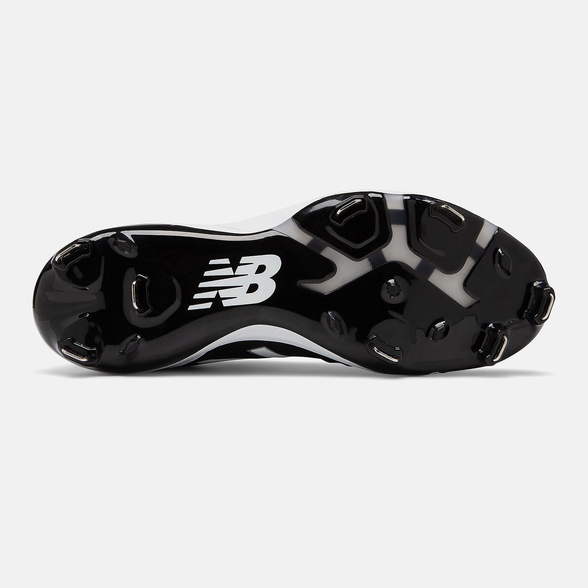 Black/White Fuse v2 Low Cut Metal | New Balance Shoes