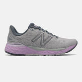 Light Cyclone/Astral Glow Fresh Foam 880v11 | New Balance Shoes
