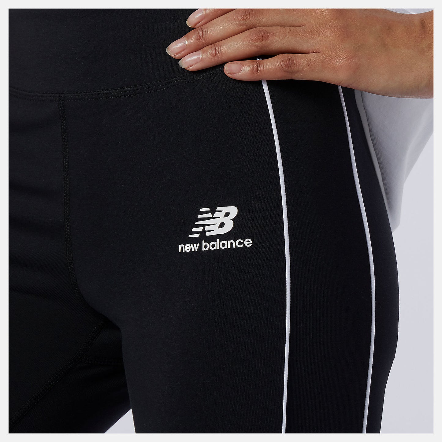 White NB Athletics Piping Legging | New Balance Clothing
