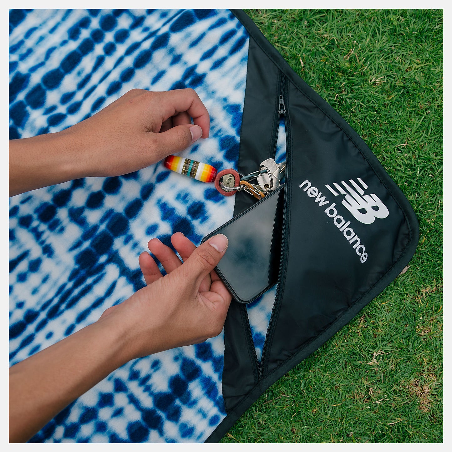 Indigo/White Slowtide X New Balance Camp Blanket | New Balance Accessories