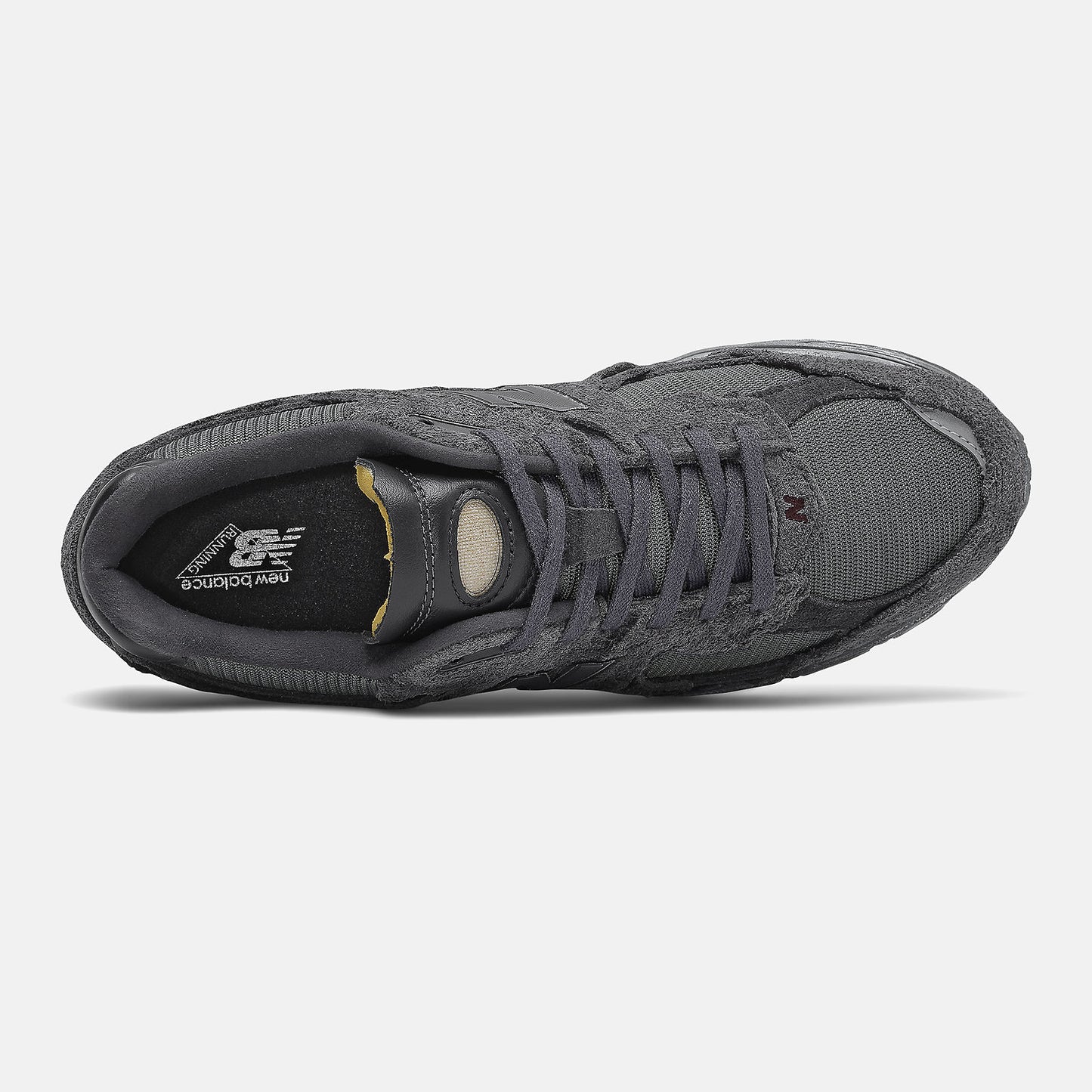 Phantom/Magnet 2002R | New Balance Shoes