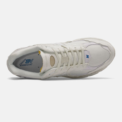 Sea Salt/NB White 2002R | New Balance Shoes