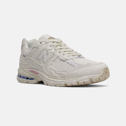 Sea Salt/NB White 2002R | New Balance Shoes