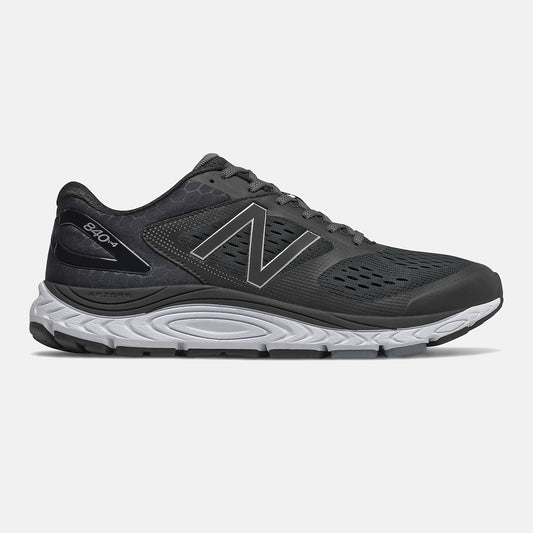 Black/White 840v4 | New Balance Shoes