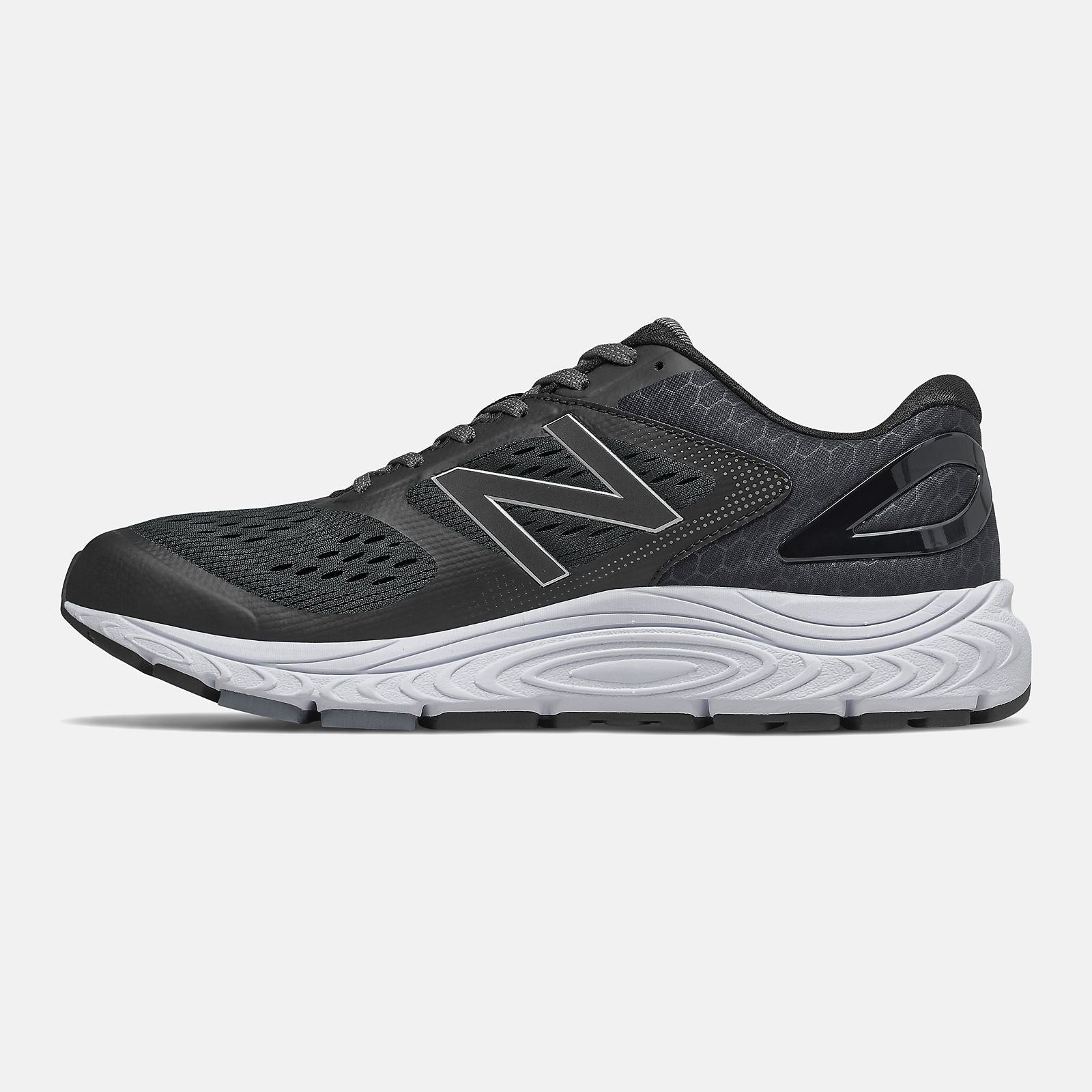 Black/White 840v4 | New Balance Shoes