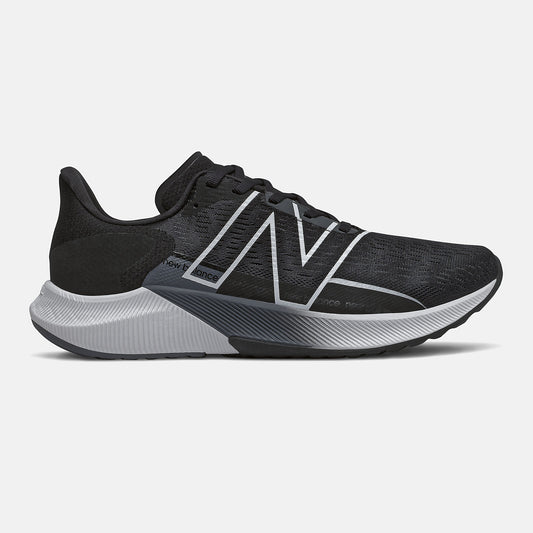 Black/White FuelCell Propel v2 | New Balance Shoes