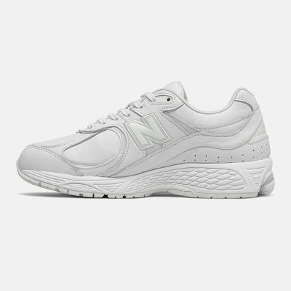 Munsell White 2002R | New Balance Shoes