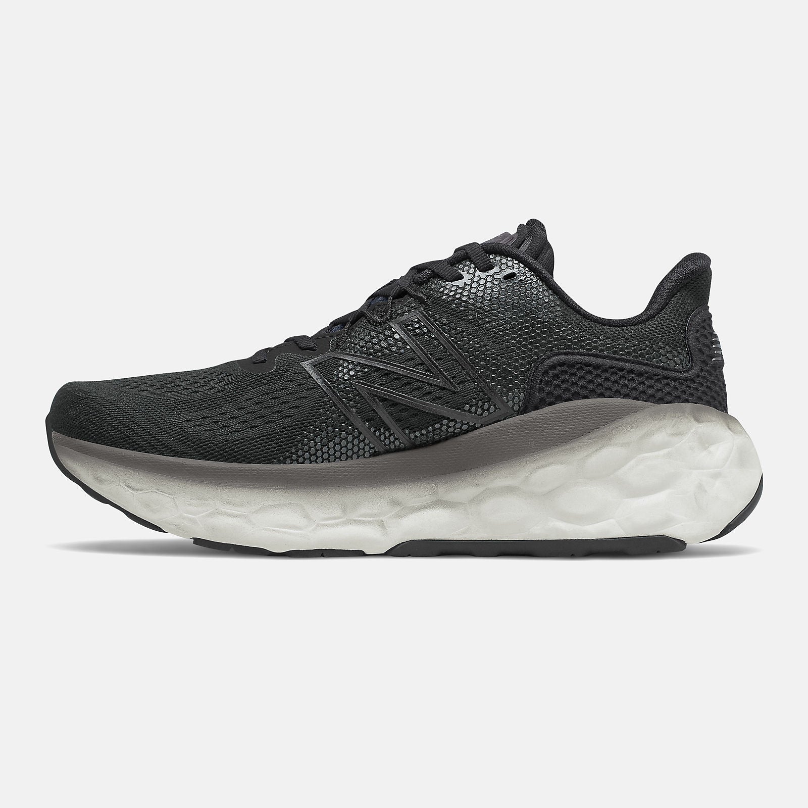Black/Magnet Fresh Foam More v3 | New Balance Shoes