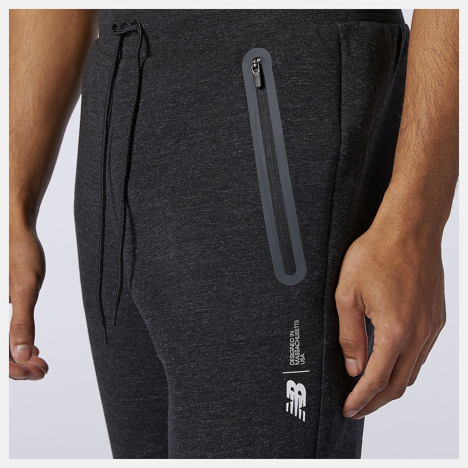 Black Heather Fortitech Fleece Pant | New Balance Clothing