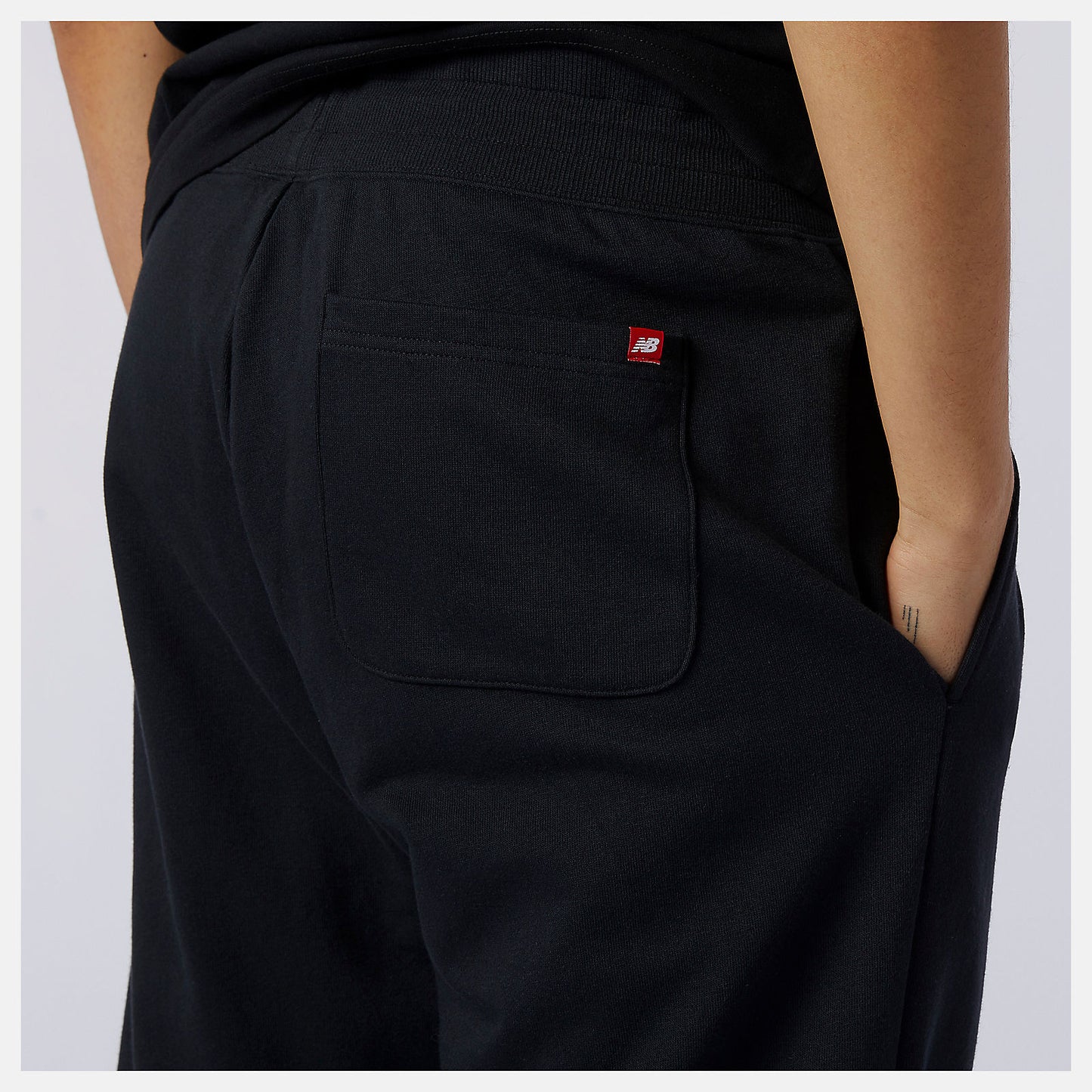 Black NB Essentials Embroidered Pant | New Balance Clothing