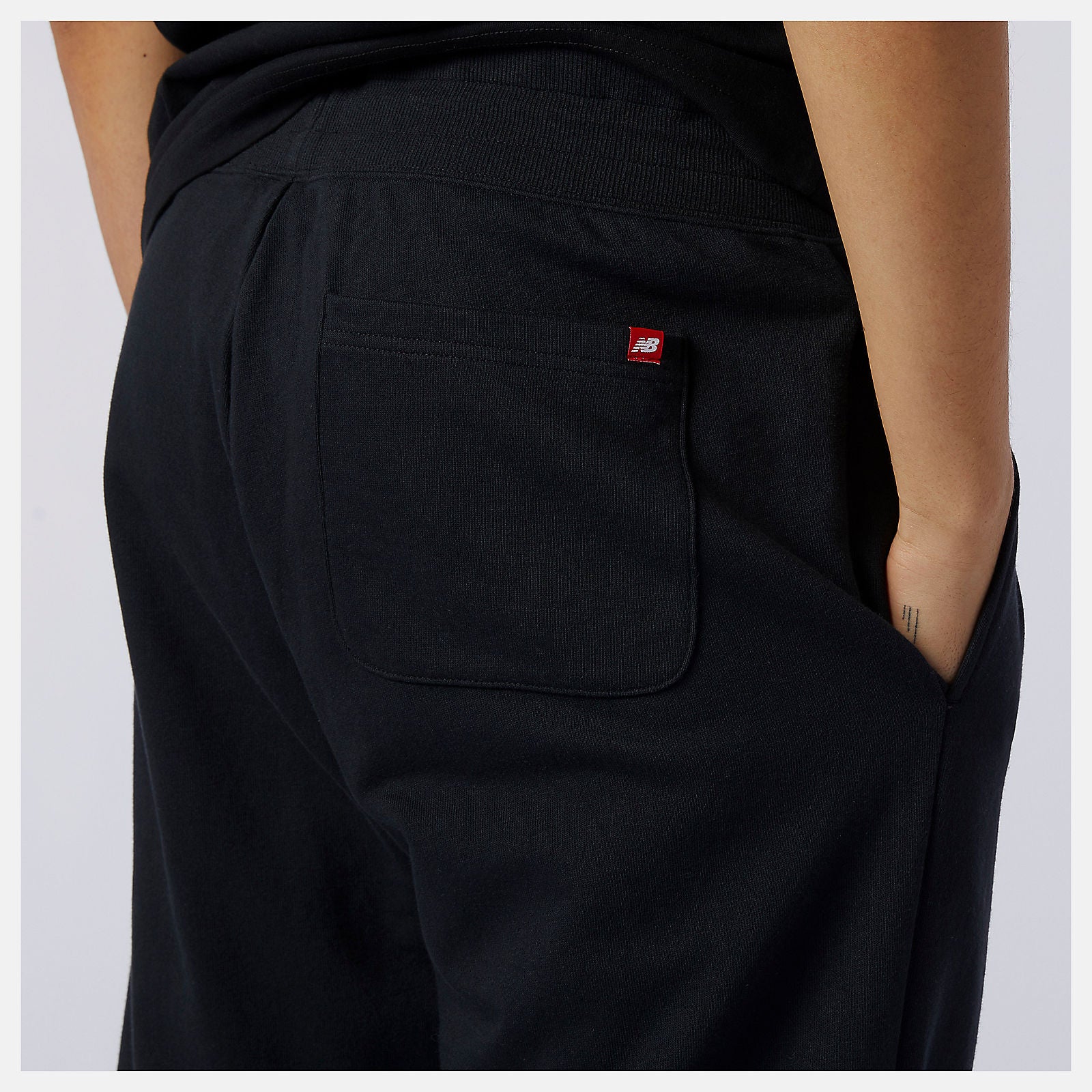 Black NB Essentials Embroidered Pant | New Balance Clothing