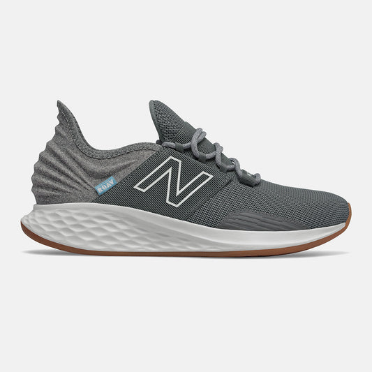 Lead/Light Aluminum Fresh Foam Roav Tee Shirt | New Balance Shoes