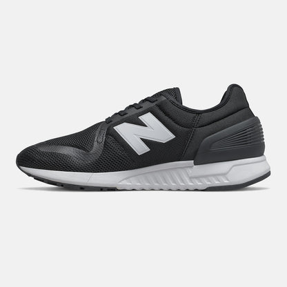 Black/Munsell White 247S | New Balance Shoes
