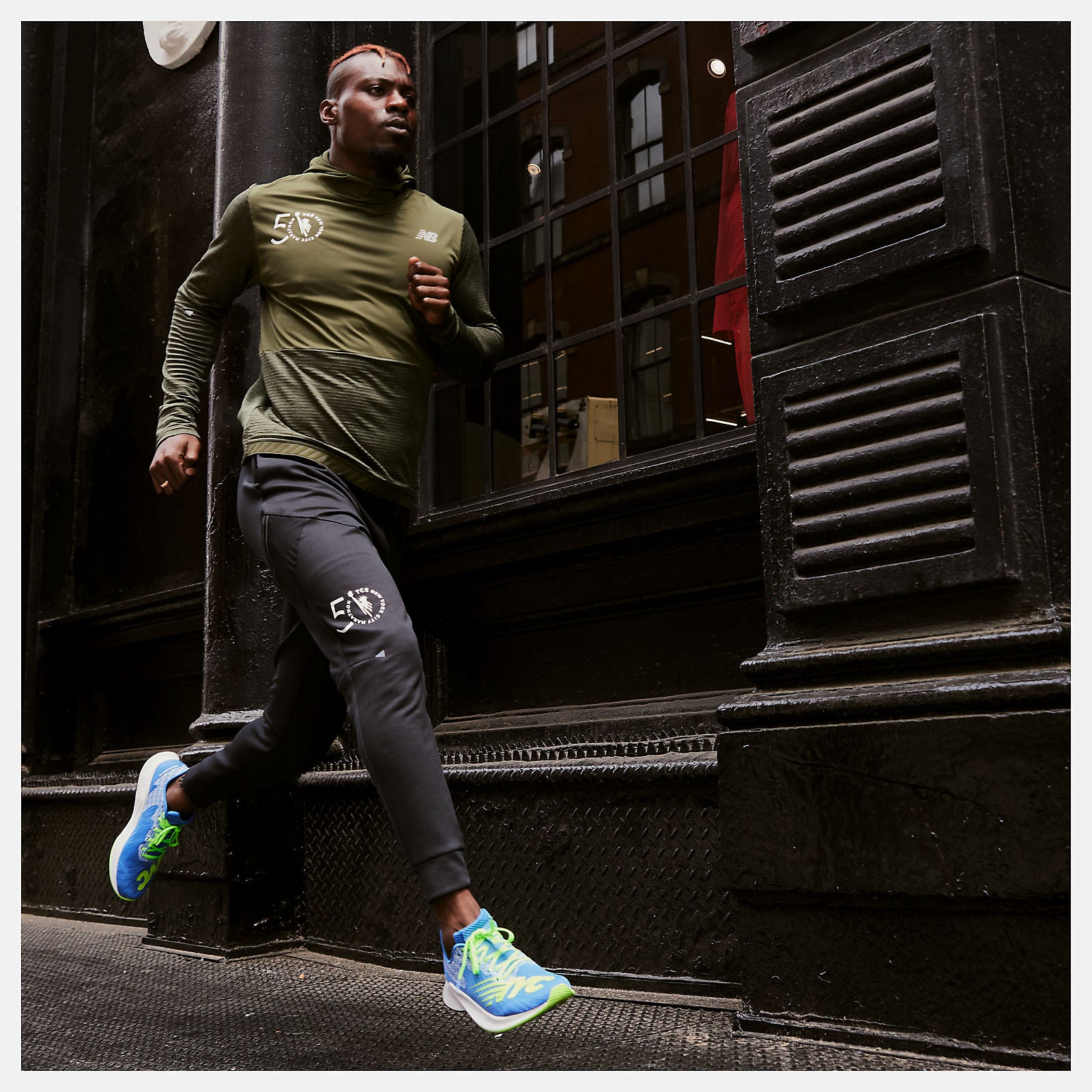 Oak Leaf Green NYC Marathon Impact Run Grid Back Hoodie | New Balance Clothing
