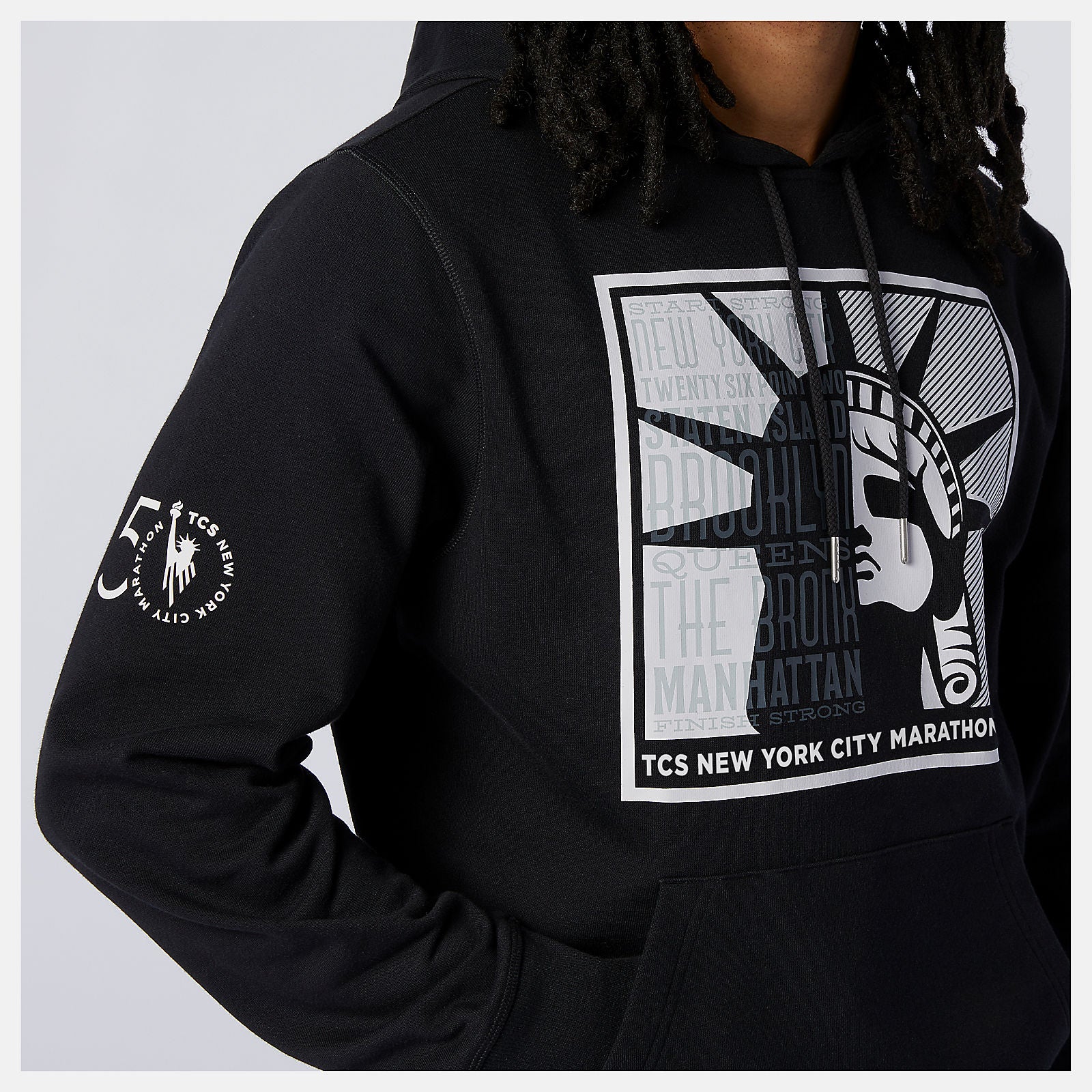 Black NYC Marathon Essentials Stacked Logo Po Hoodie | New Balance Clothing