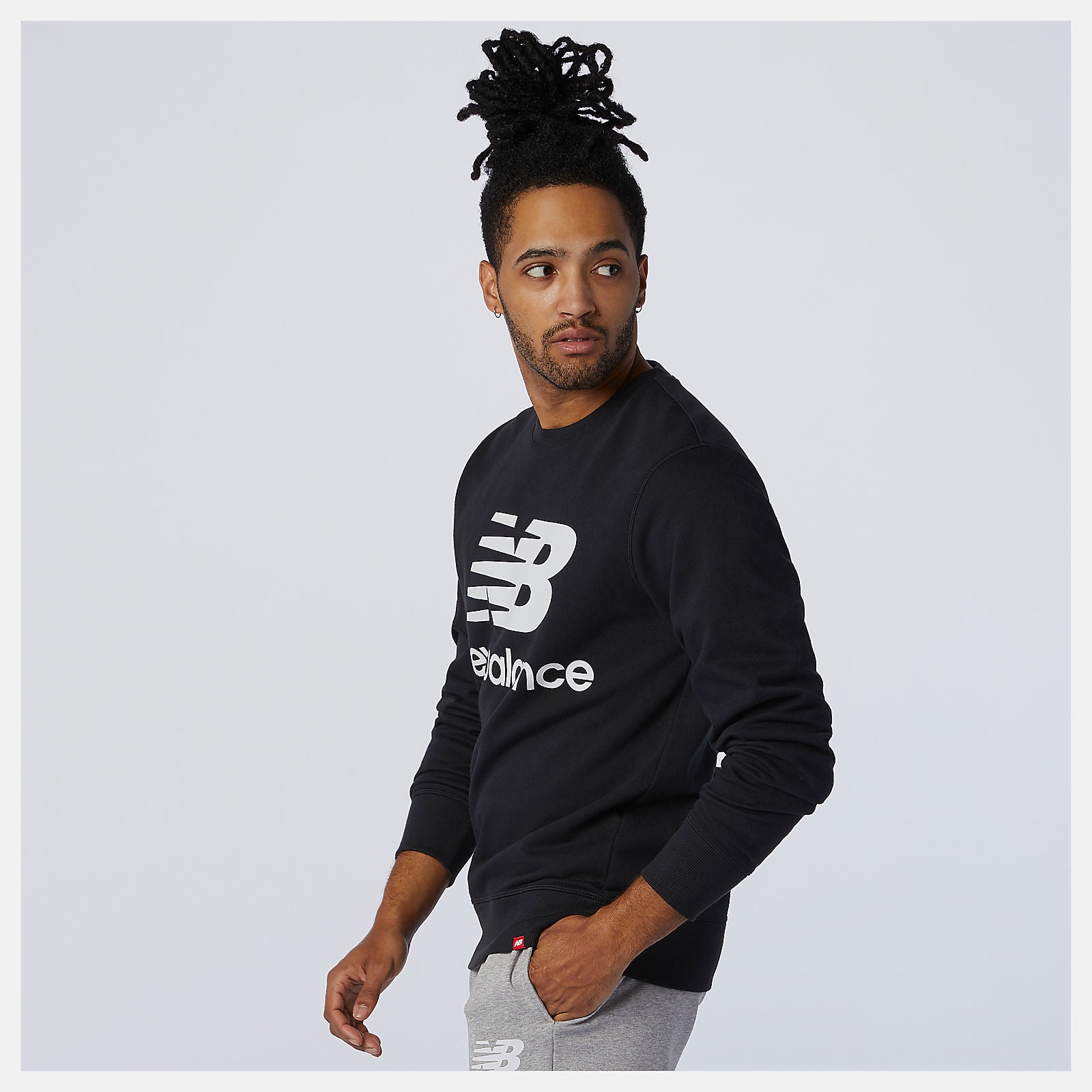 Black NB Essentials Stacked Logo Crew | New Balance Clothing