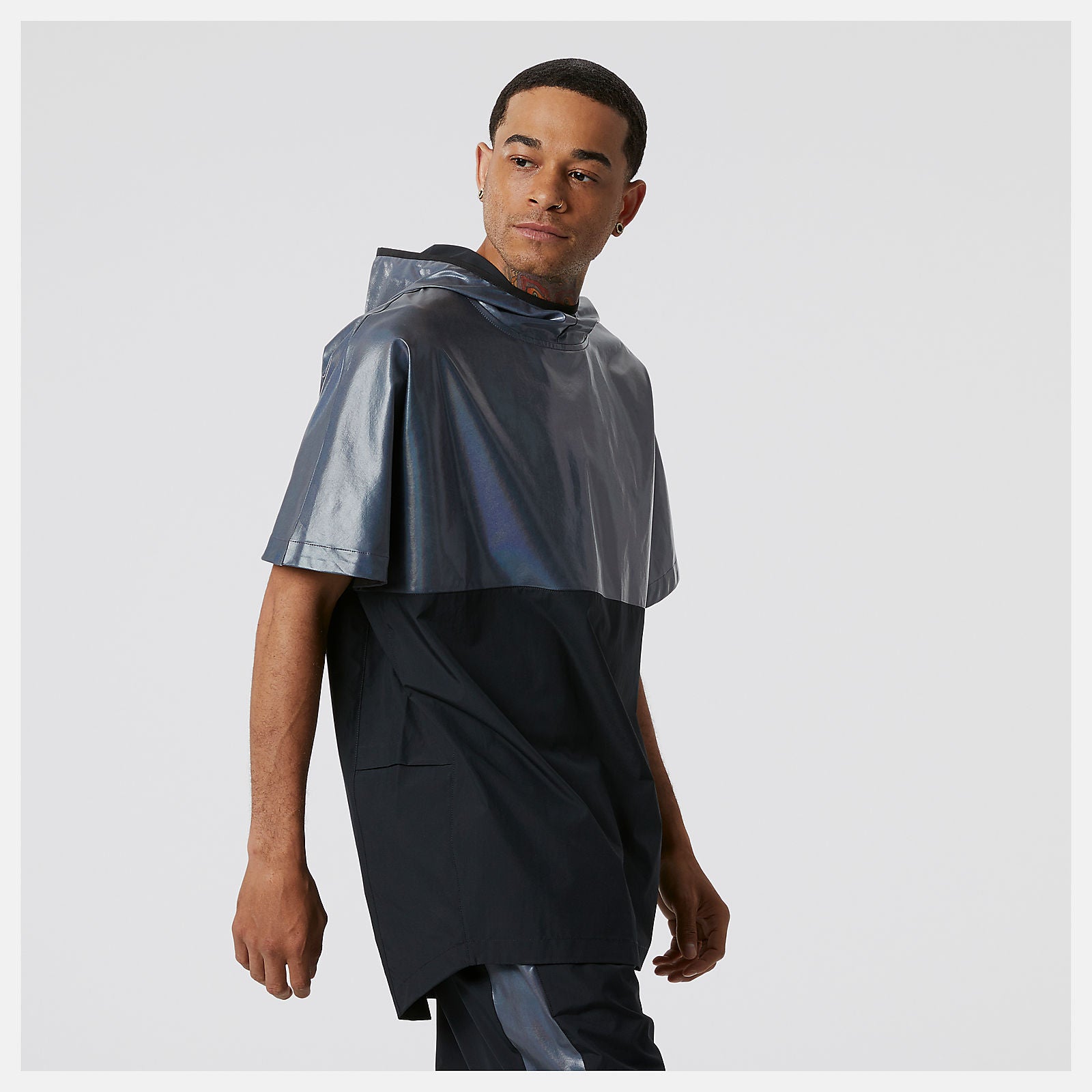 Black Syd Warm Up Poncho | New Balance Clothing