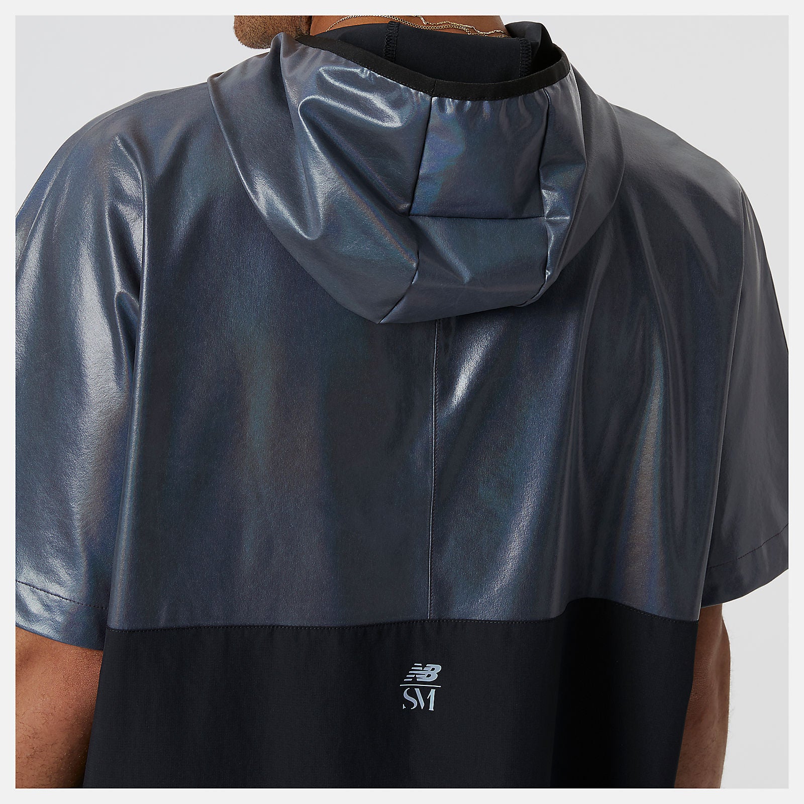Black Syd Warm Up Poncho | New Balance Clothing