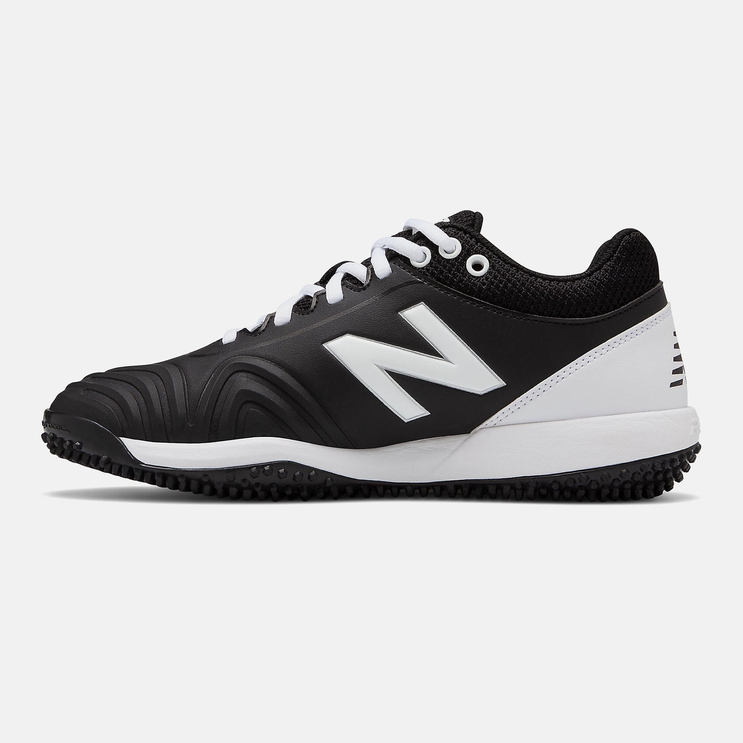 Black/White Fusev2 Turf | New Balance Shoes