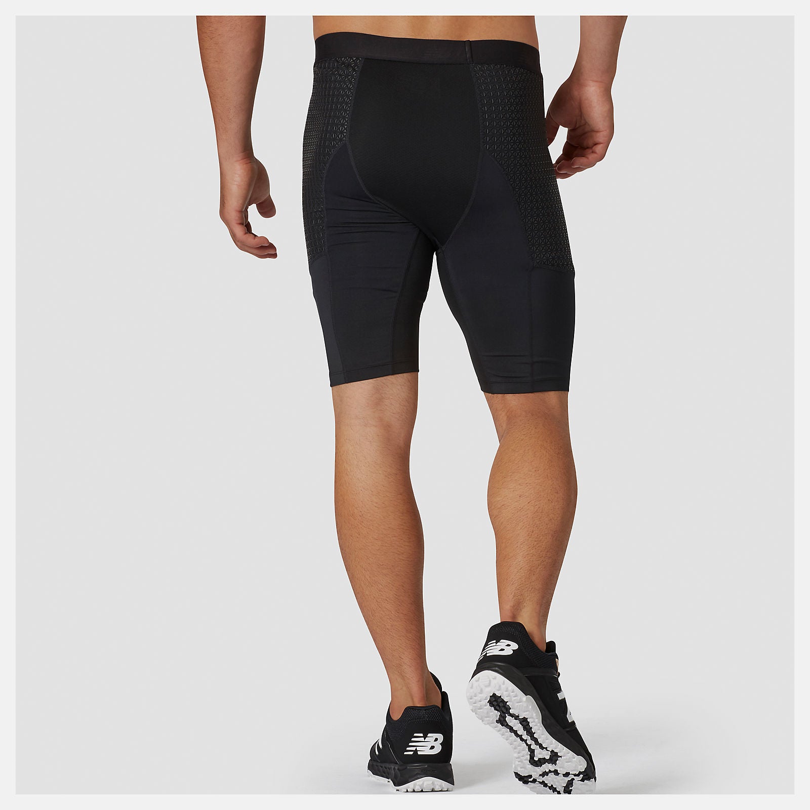 Team Black 4040 Compression Slider Short | New Balance Clothing