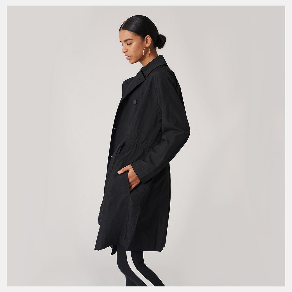 Black Bandier Tech Trench | New Balance Clothing