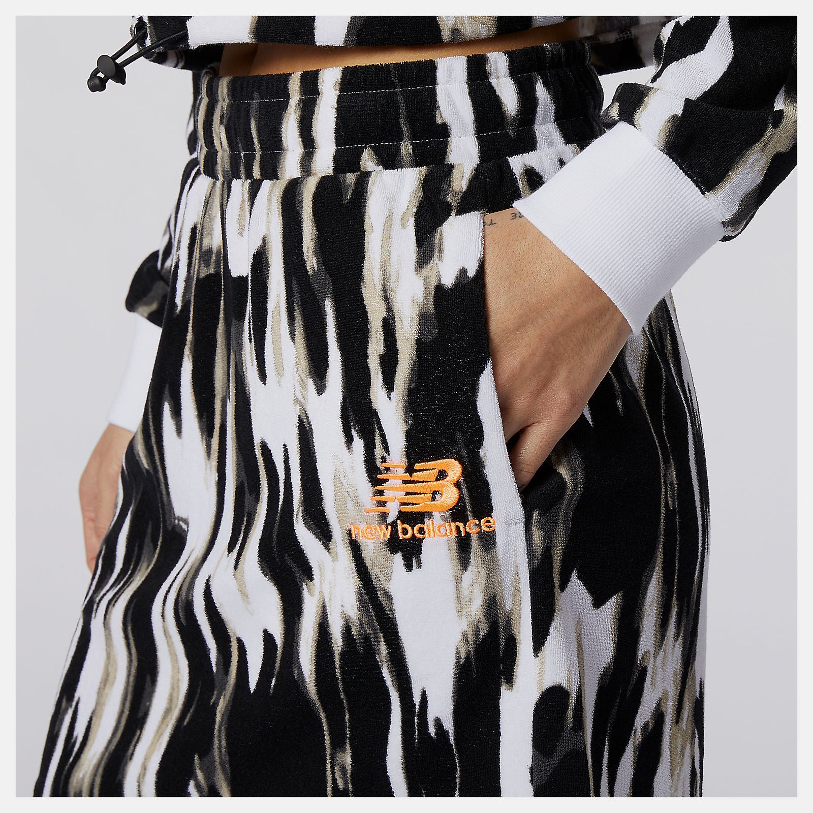 White NB Athletics Collide Printed Terry Skirt | New Balance Clothing