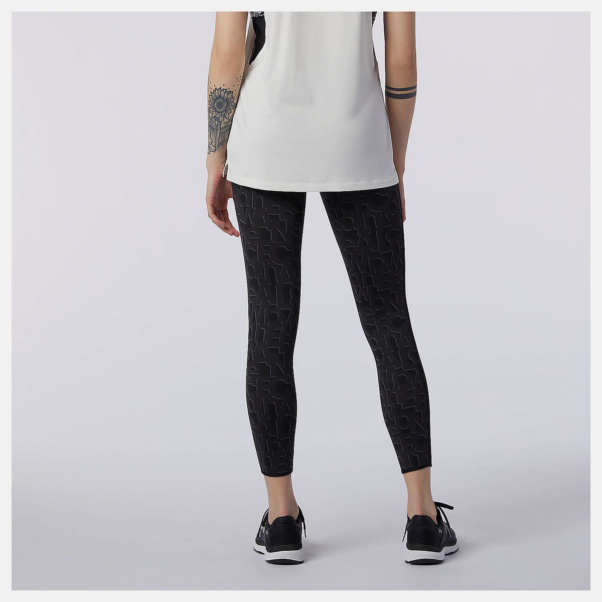 White Relentless Printed High Rise 7/8 Tight | New Balance Clothing