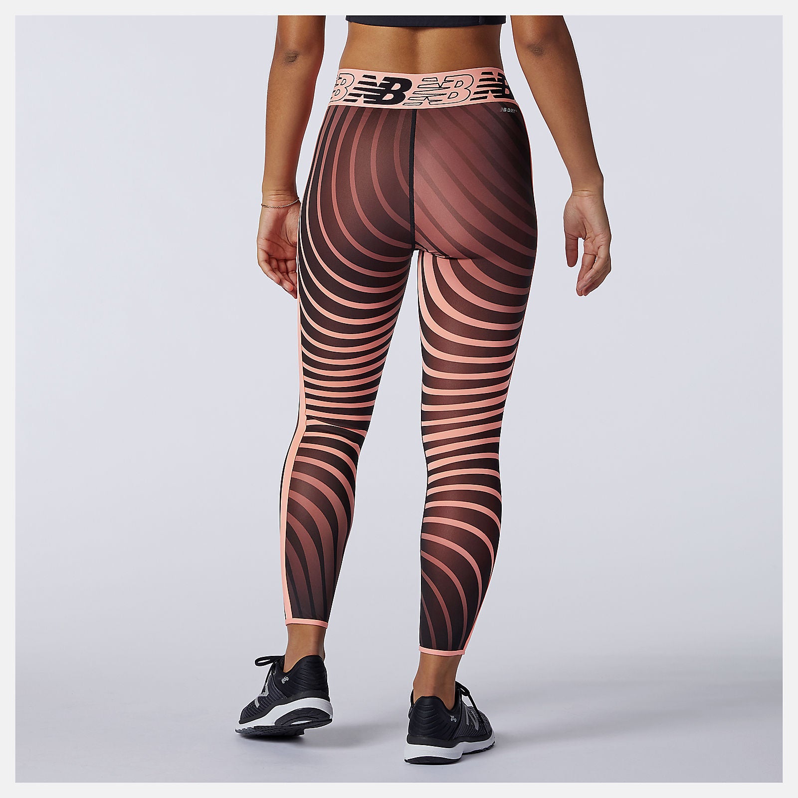Paradise Pink Relentless Printed High Rise 7/8 Tight | New Balance Clothing