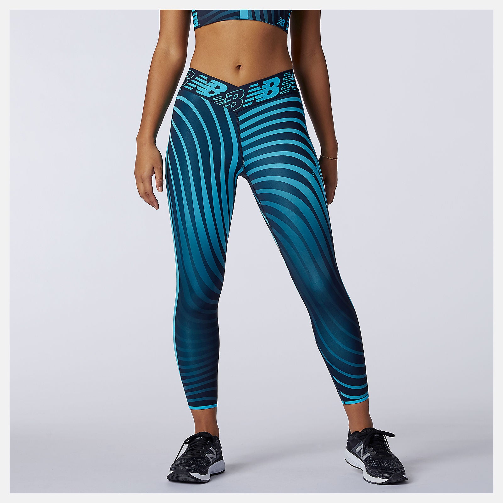 Virtual Sky Relentless Printed High Rise 7/8 Tight | New Balance Clothing