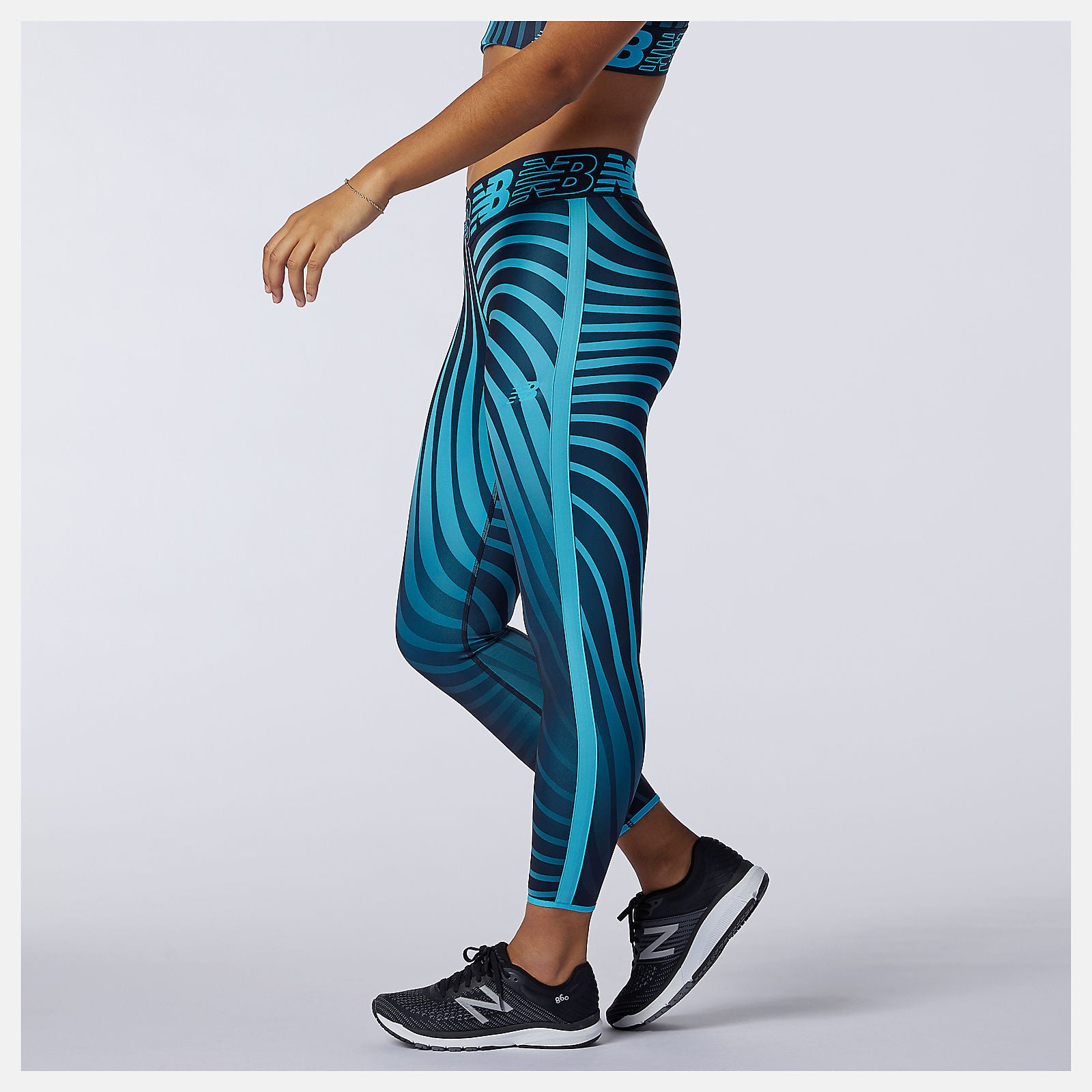 Virtual Sky Relentless Printed High Rise 7/8 Tight | New Balance Clothing