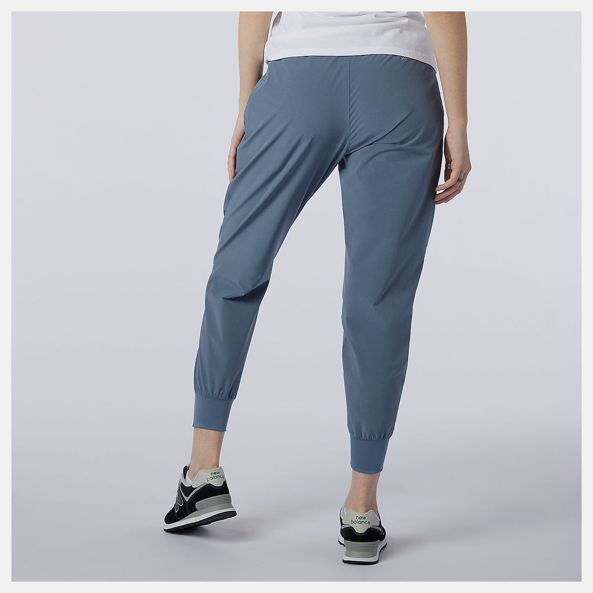 Ocean Grey NB All Terrain Crop Pant | New Balance Clothing