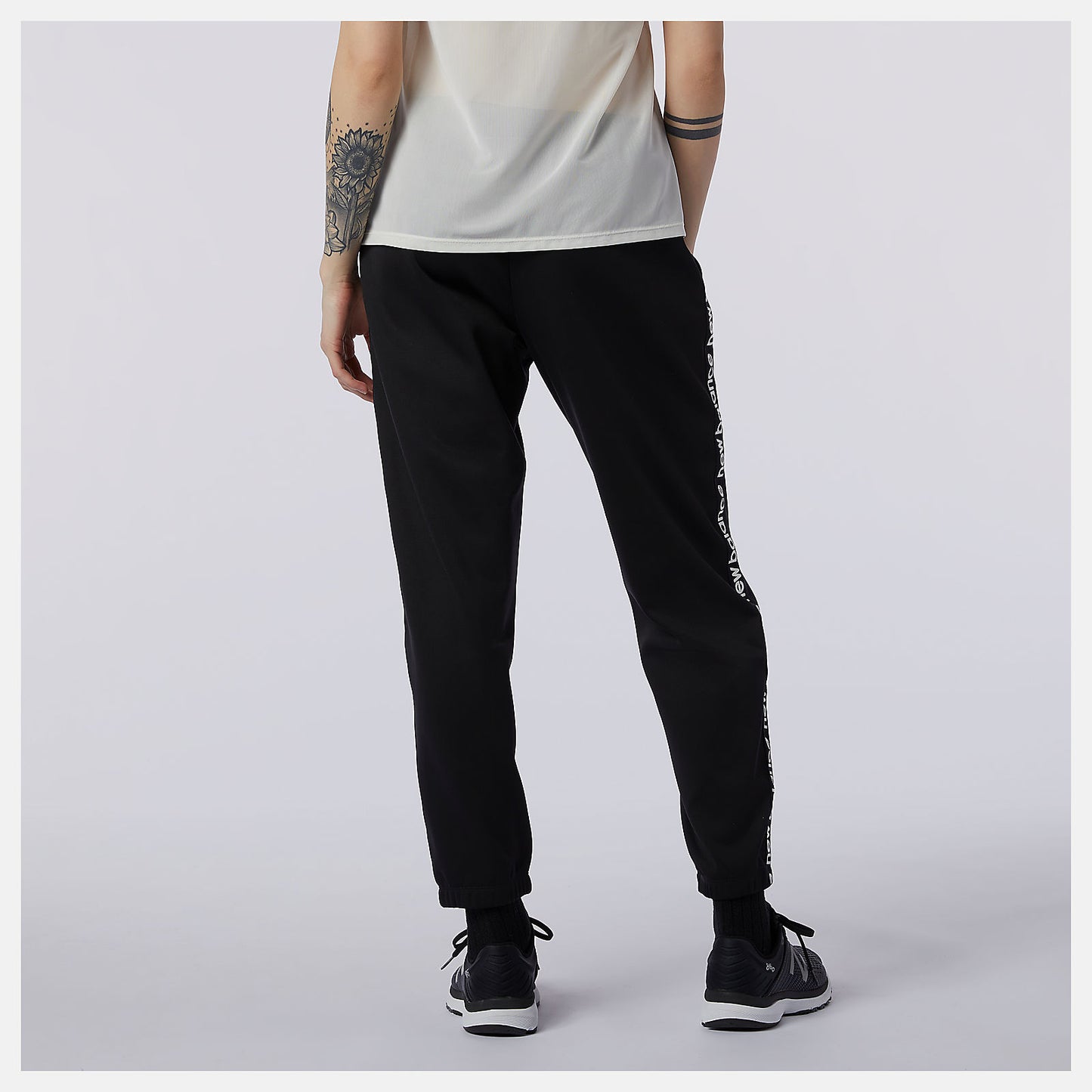 Black Relentless Performance Fleece Pant | New Balance Clothing