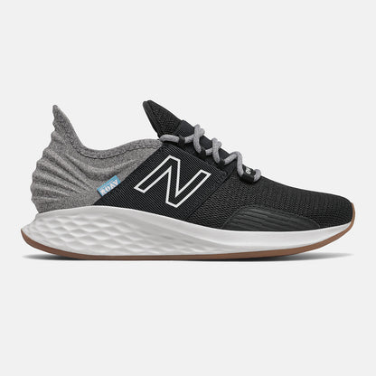 Black/Light Aluminum Fresh Foam Roav Tee Shirt | New Balance Shoes