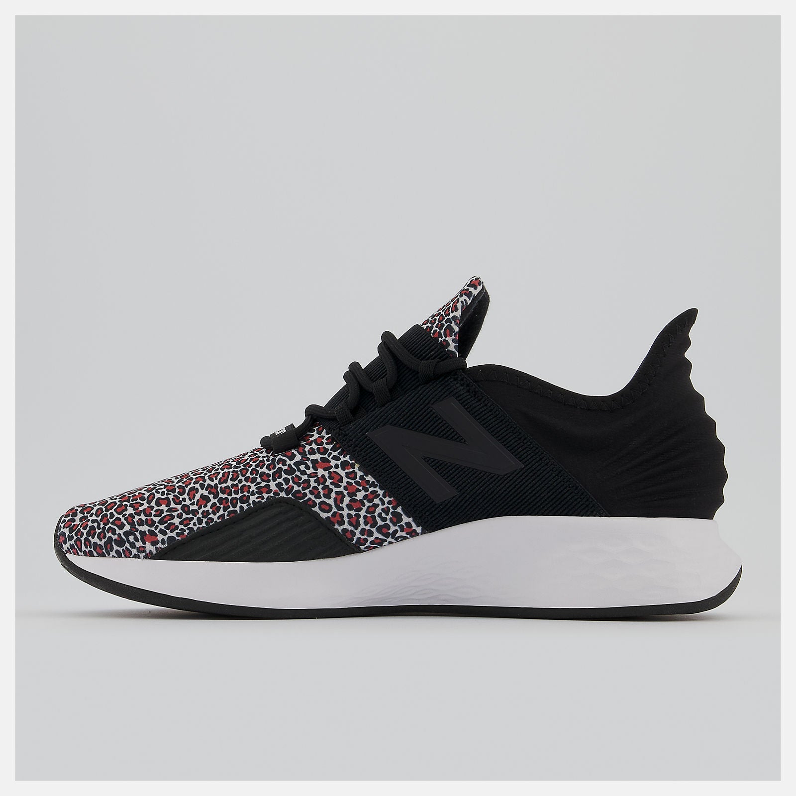 Black/Vivid Coral Fresh Foam Roav | New Balance Shoes