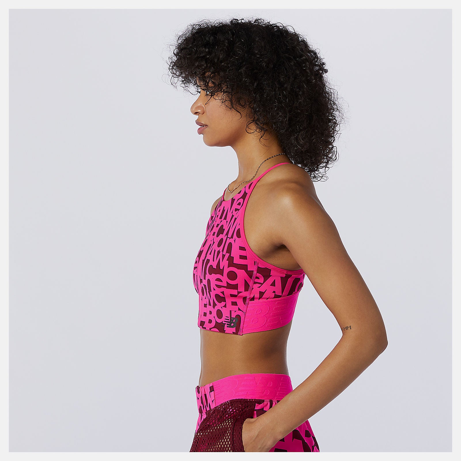 Pink Glo Relentless Printed Crop Top | New Balance Clothing
