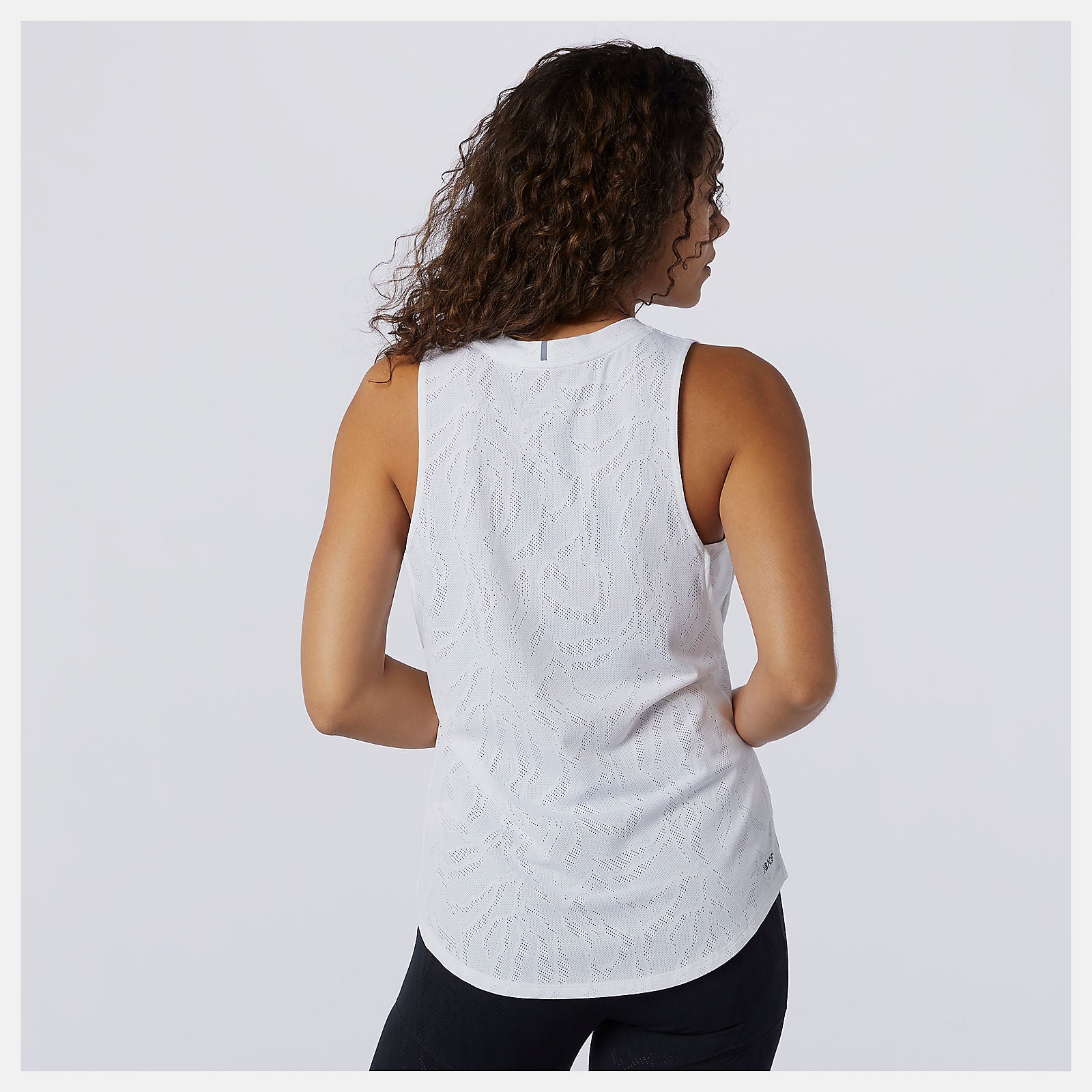 White Q Speed Fuel Jacquard Tank | New Balance Clothing